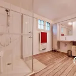 Ecurie D'avril Feriehus *